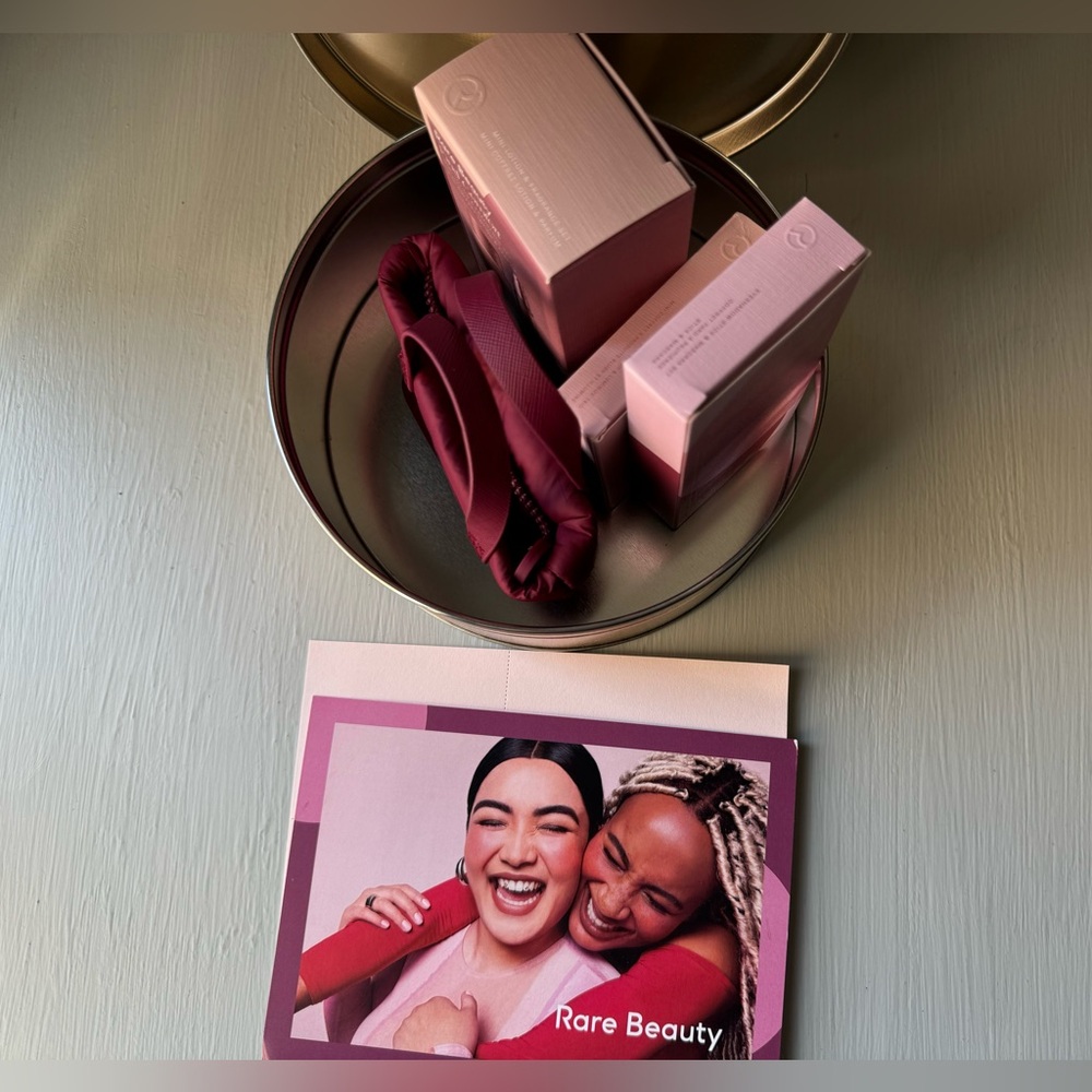 NWT Rare Beauty By Selena Gomez Collectors
Holiday Tin Limited Edition Sets - Picture 7 of 7